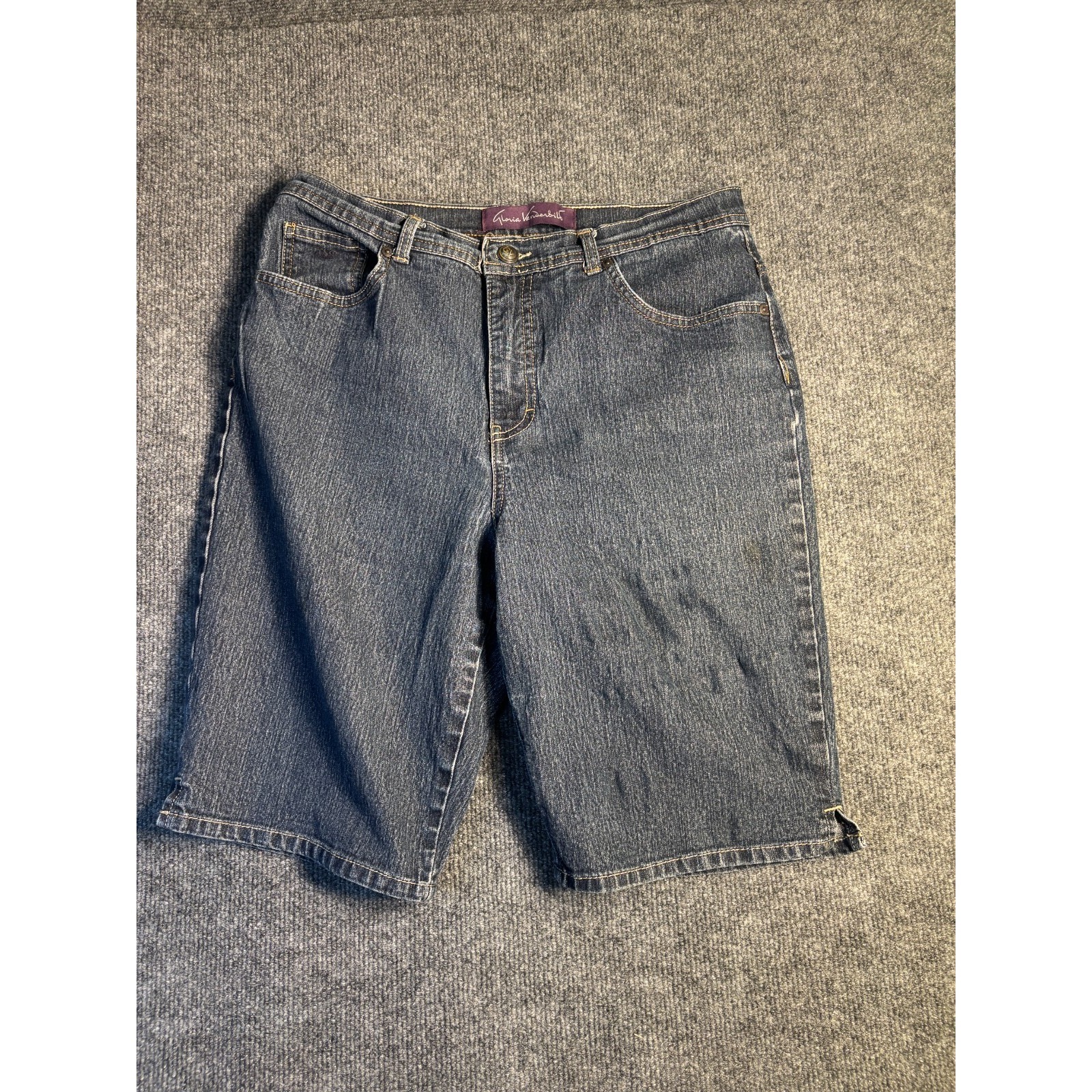 Gloria Vanderbilt Jean Shorts Women's 12 Blue Denim Comfort Side Slit 5-Pockets